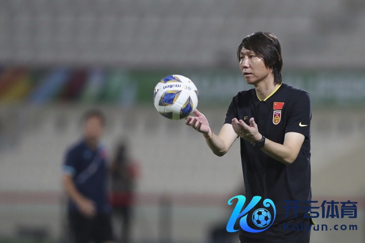 记者：李铁涉案金额那么大体育集锦，皆合计至少无期，怎么一审才20年？